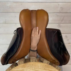 Used Beval LTD Close Contact Saddle 17/M -Equine Worlds 260 Channel Measurement 19292.1665530702