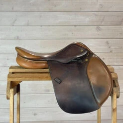 Used Beval LTD Close Contact Saddle 17/M -Equine Worlds 260 R Side 35326.1665530668