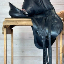 Used Kieffer Orphee TB Dressage Saddle 17/MN -Equine Worlds 317 R Flap 53308.1683592210