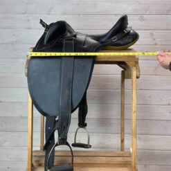 Used Porter's Stockman Drafter Australian Saddle 16/W -Equine Worlds 328 Flap Width 07211.1686182239
