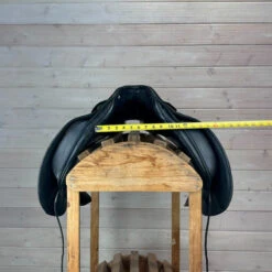 Used Albion SLK Dressage Saddle 17.5/MW -Equine Worlds 329 Front Measurement 73209.1686181187