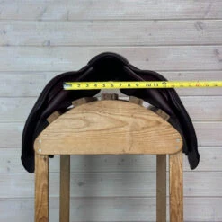 Used CWD 2GS Close Contact Saddle 18/M -Equine Worlds 333 Front Measurement 89796.1687462104