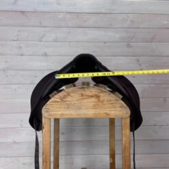 Used Equipe Viktoria Monoflap Dressage Saddle 17.5/W -Equine Worlds 334 Front Measurement 12178.1687461318