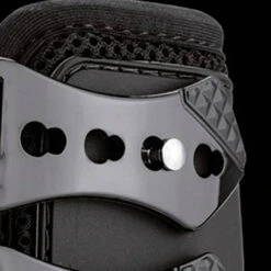 Veredus Carbon Gel Absolute Boots Rear -Equine Worlds carbon gel absolute rear detail 471352 veredus 54642.1675810356