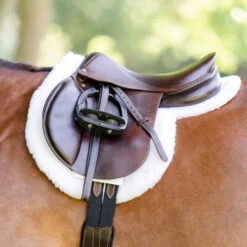 EquiFit Essential Hunter Pad -Equine Worlds essential hunter pad saddle equifit 66519.1668634627