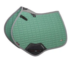 LeMieux Self-Cool Close Contact Square Pad -Equine Worlds self cooling cc spearment side 4854 lemieux 12863.1670554181
