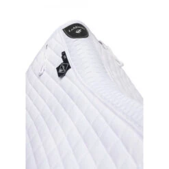 LeMieux Self-Cool Close Contact Square Pad -Equine Worlds self cooling cc white detail 4854 lemieux 84038.1670554285