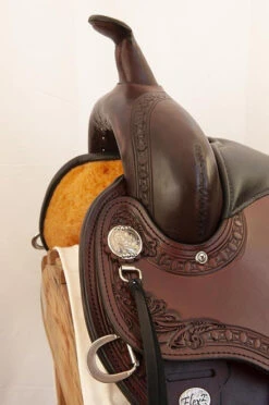 Circle Y Sheridan Flex2 Trail Saddle 1572 -Equine Worlds sheridan swell tooling concho 1572 circle y 94428.1572395445