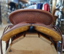 McCall McLite Wade Saddle -Equine Worlds tag mclite wade natural round basket back mccall 57847.1580334929