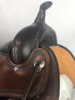 Circle Y Topeka Flex2 Trail Saddle 1651 -Equine Worlds topeka saddle front swell circle y 80614.1573161261